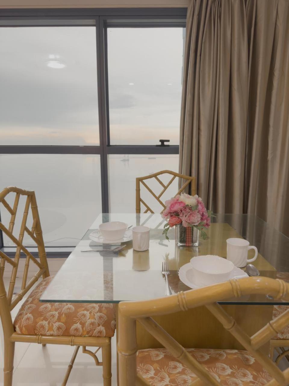 Magnificent View Of Manila Bay, Roxas Blvd, Us Embassy Apartment Exterior photo
